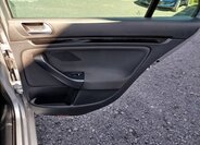 Volkswagen Golf Kombi 2,0 l 103 kw