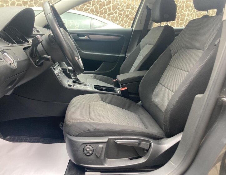 Volkswagen Passat Kombi 2,0 l 103 kw