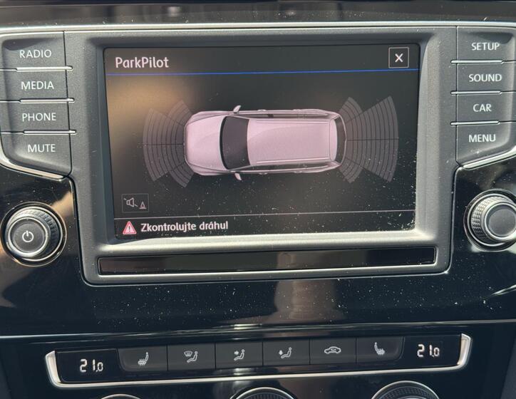 Volkswagen Passat 13