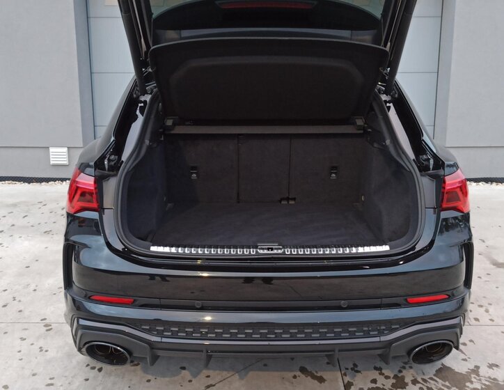 Audi RS Q3 SUV 2,5 l 294 kw