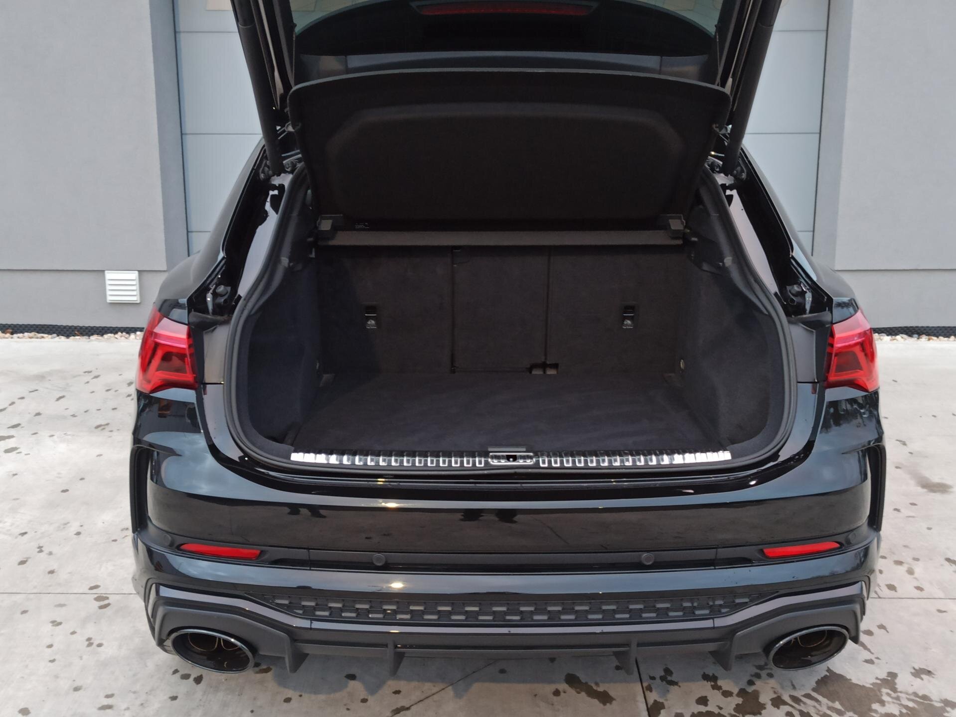 Audi RS Q3 SUV 2,5 l 294 kw