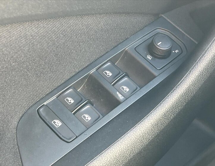 Škoda Scala Hatchback 999,0 85 kw