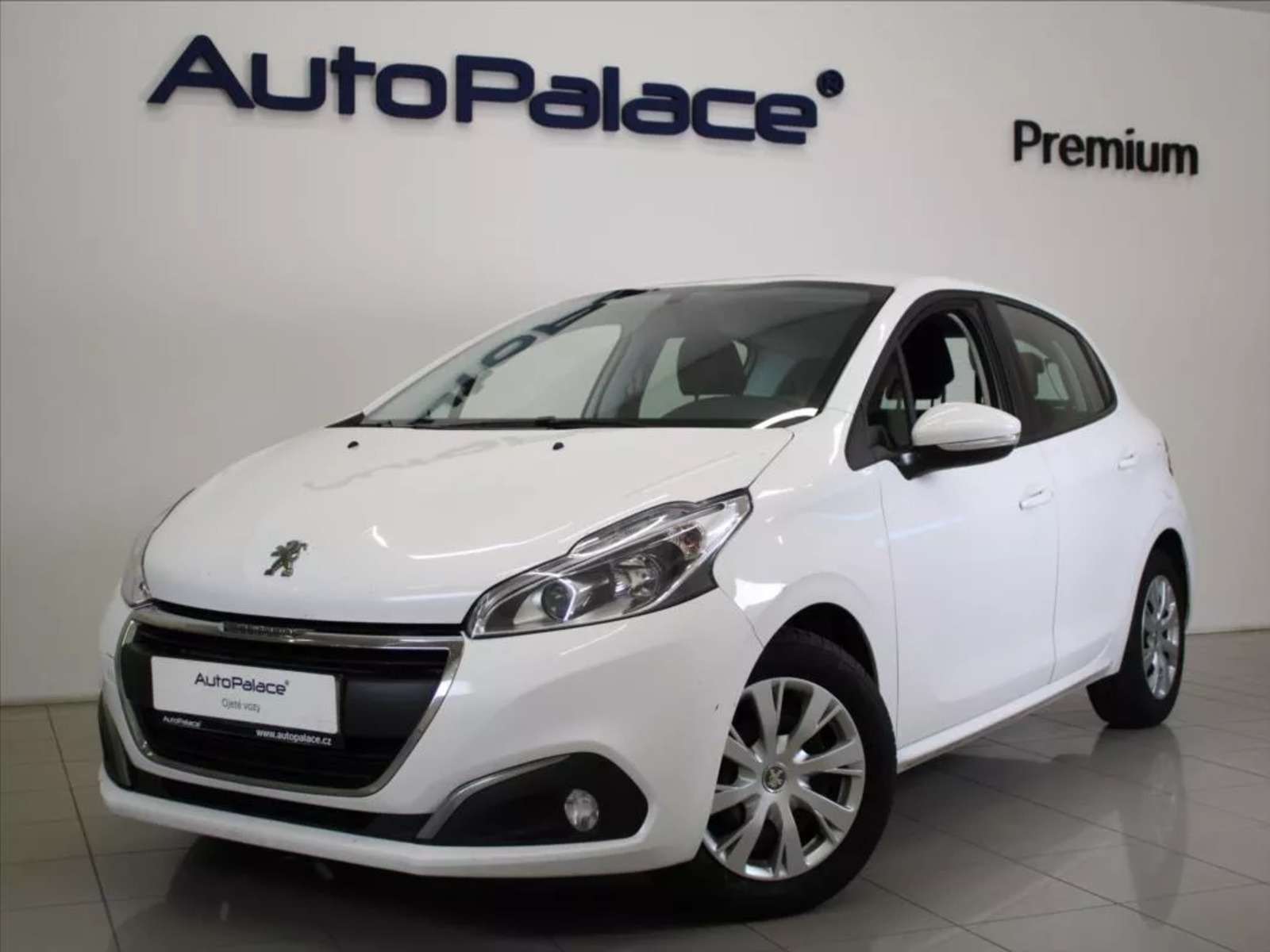 Peugeot 208 1