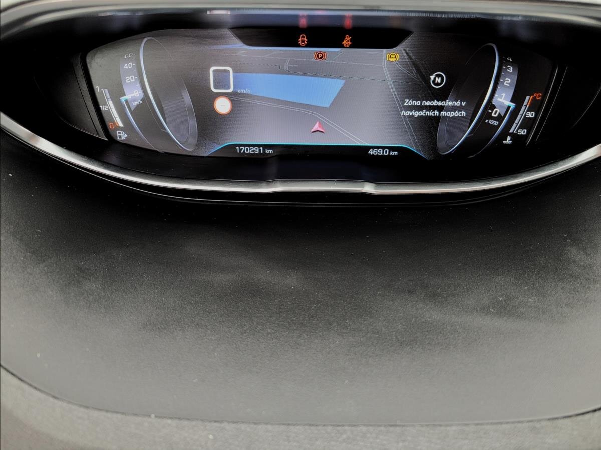 Peugeot 3008 SUV / Terénní 1,5 l 96 kw