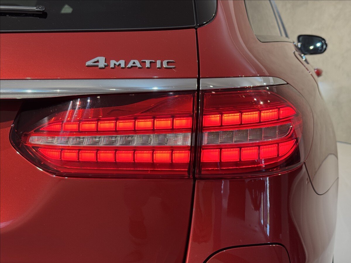 Mercedes-Benz Třídy E