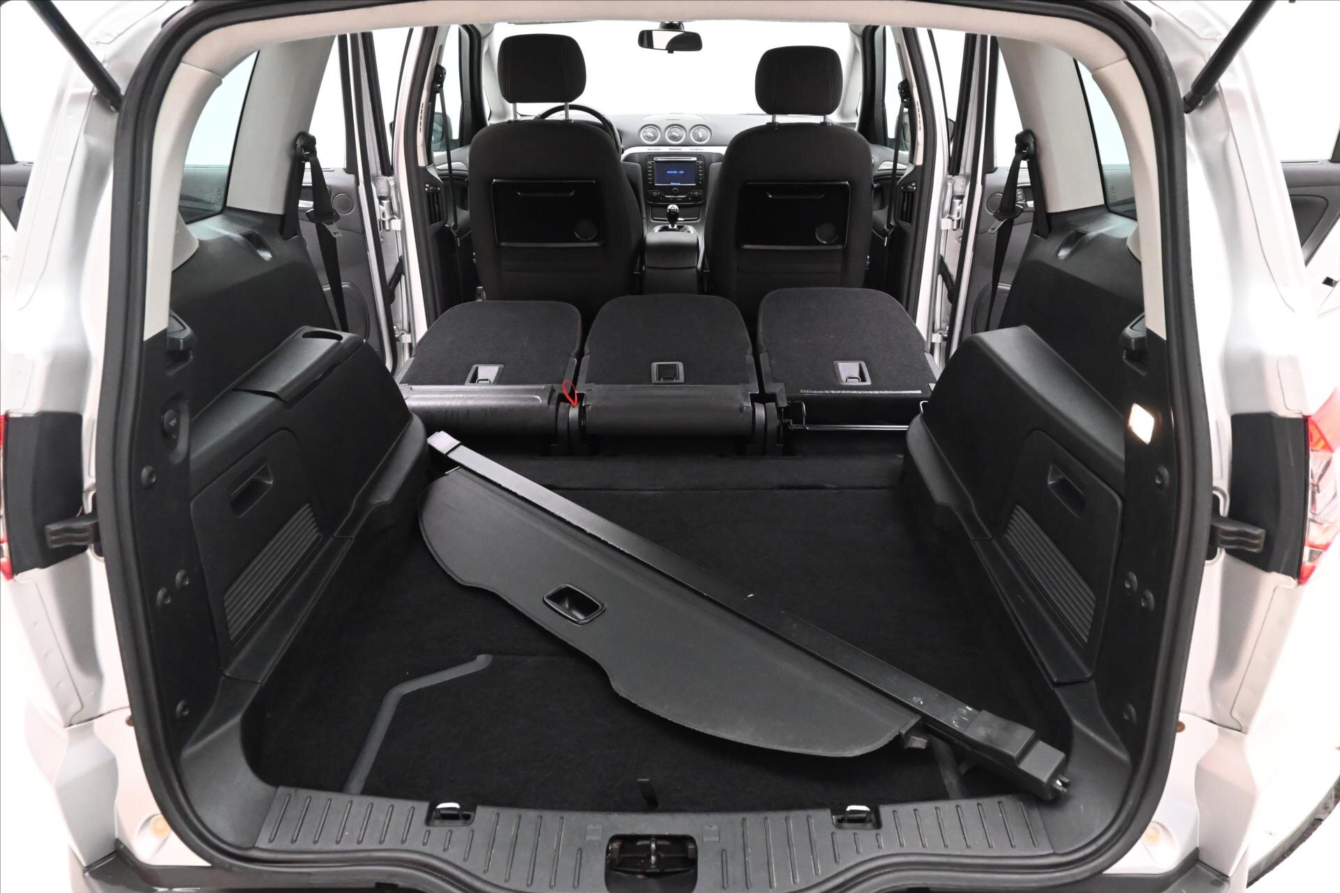 Ford S-MAX MPV 2,0 l 103 kw