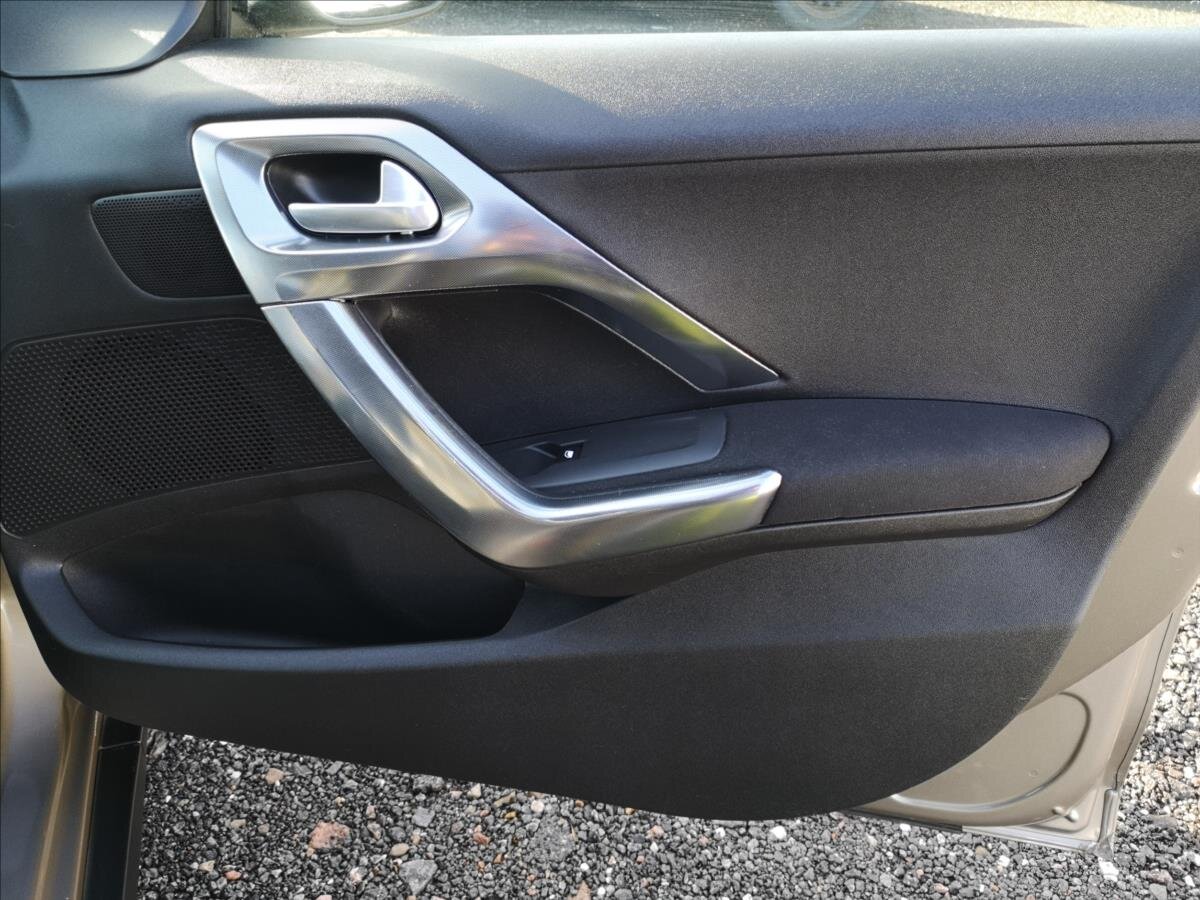 Peugeot 2008 Kombi 1,6 l 84 kw