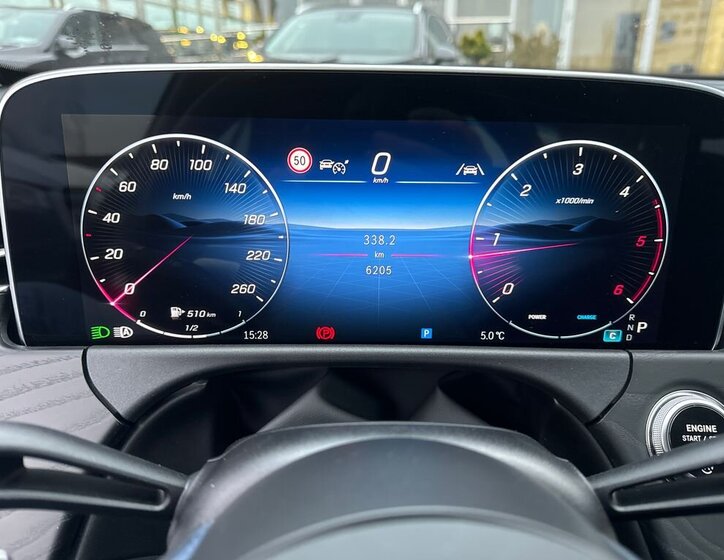 Mercedes-Benz Třídy E 10