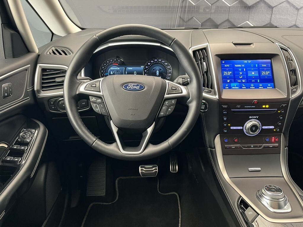 Ford S-MAX MPV 2,5 l 140 kw