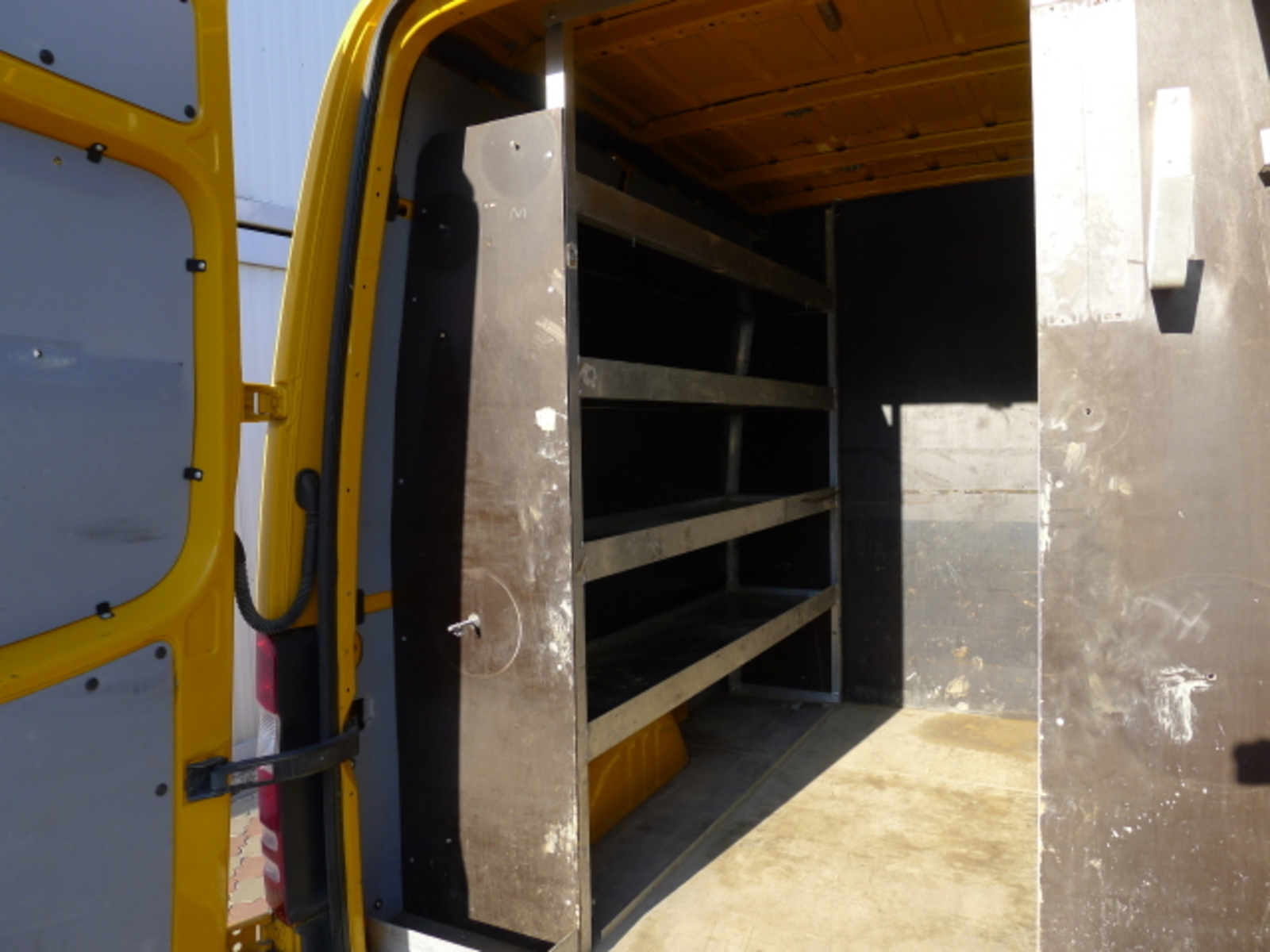 Mercedes-Benz Sprinter 9