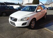 Volvo XC60 SUV 2,4 l 120 kw