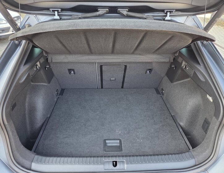 Cupra Formentor SUV / Terénní 1,5 l 110 kw