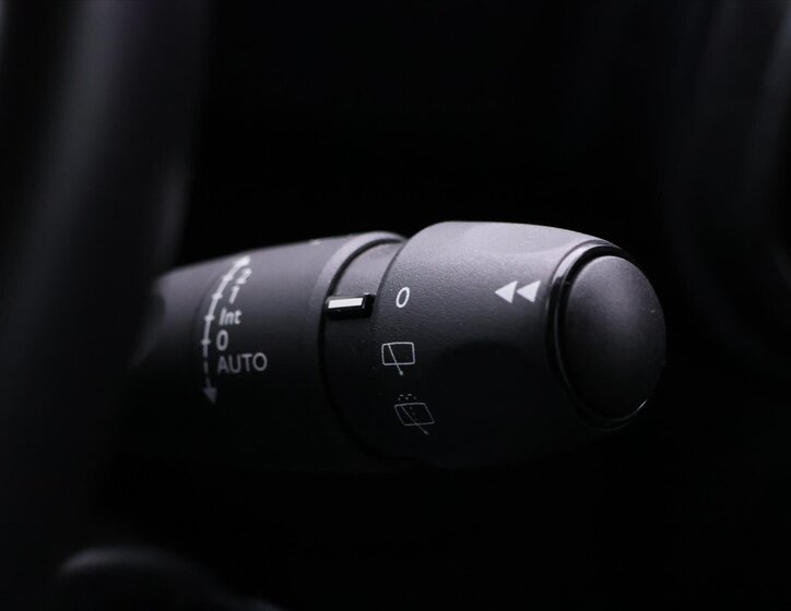 Peugeot Rifter MPV 1,5 l 96 kw