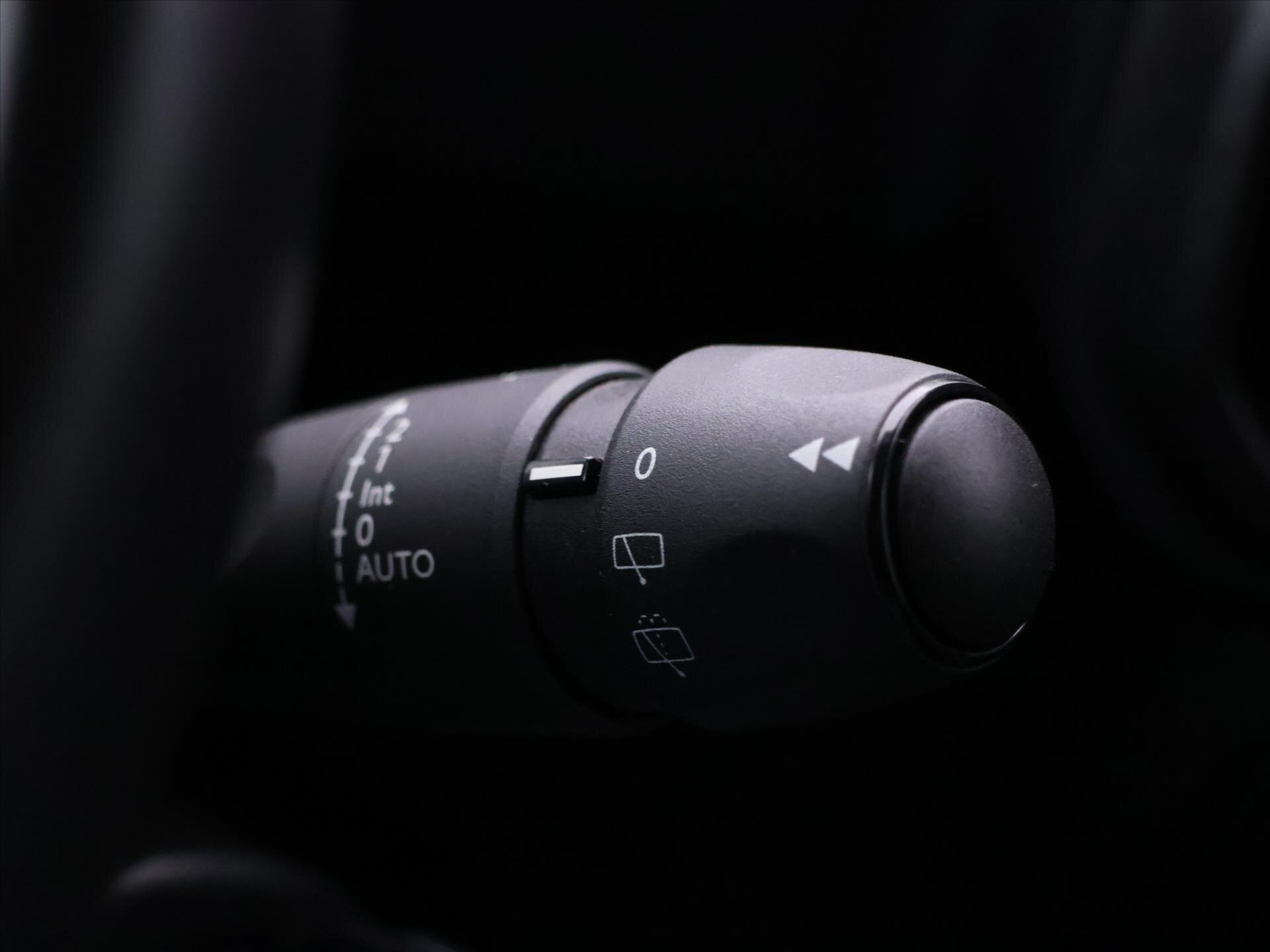 Peugeot Rifter MPV 1,5 l 96 kw