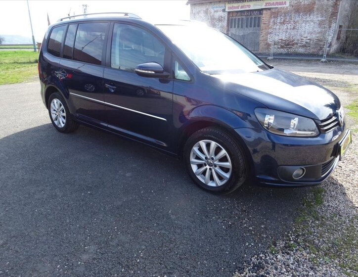 Volkswagen Touran MPV 1,2 l 77 kw
