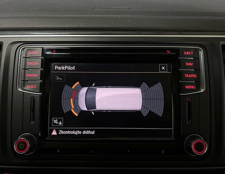 Volkswagen Multivan 17