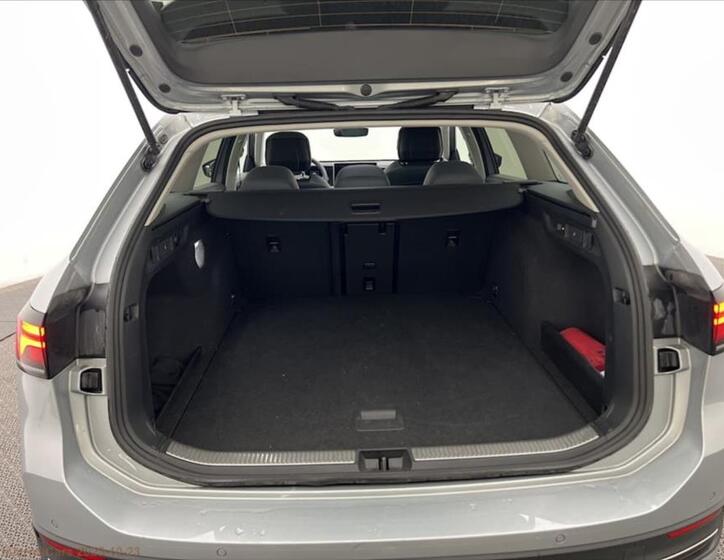 Volkswagen Passat 10