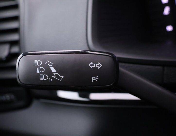 Škoda Karoq SUV / Terénní 2,0 l 110 kw