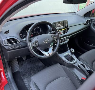 Hyundai i30 12