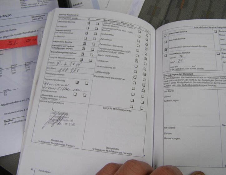 Volkswagen Caravelle 32