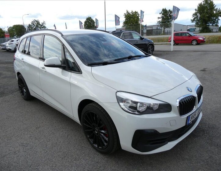 BMW Řada 2 1
