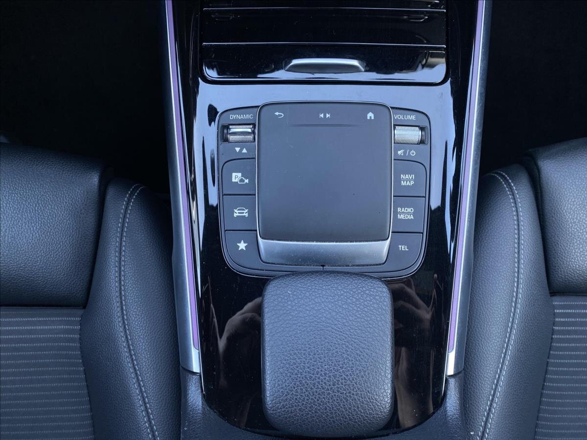 Mercedes-Benz GLB SUV / Terénní 2,0 l 110 kw