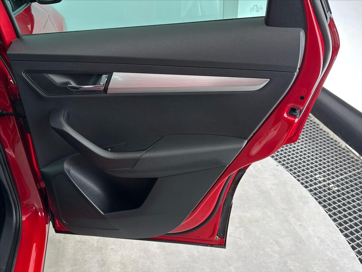 Škoda Karoq SUV / Terénní 2,0 l 85 kw