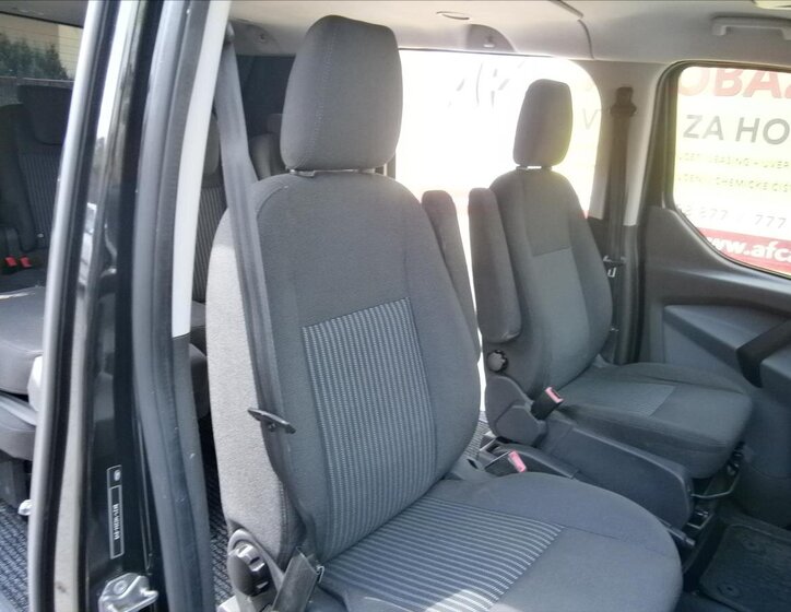 Ford Transit Custom Kombi 2,2 l 114 kw