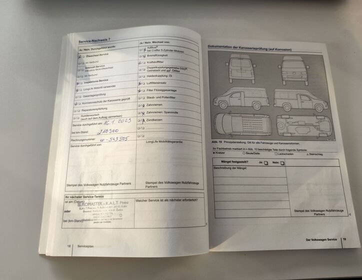 Volkswagen Multivan 41