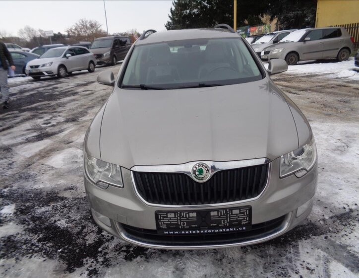 Škoda Superb Kombi 1,6 l 77 kw