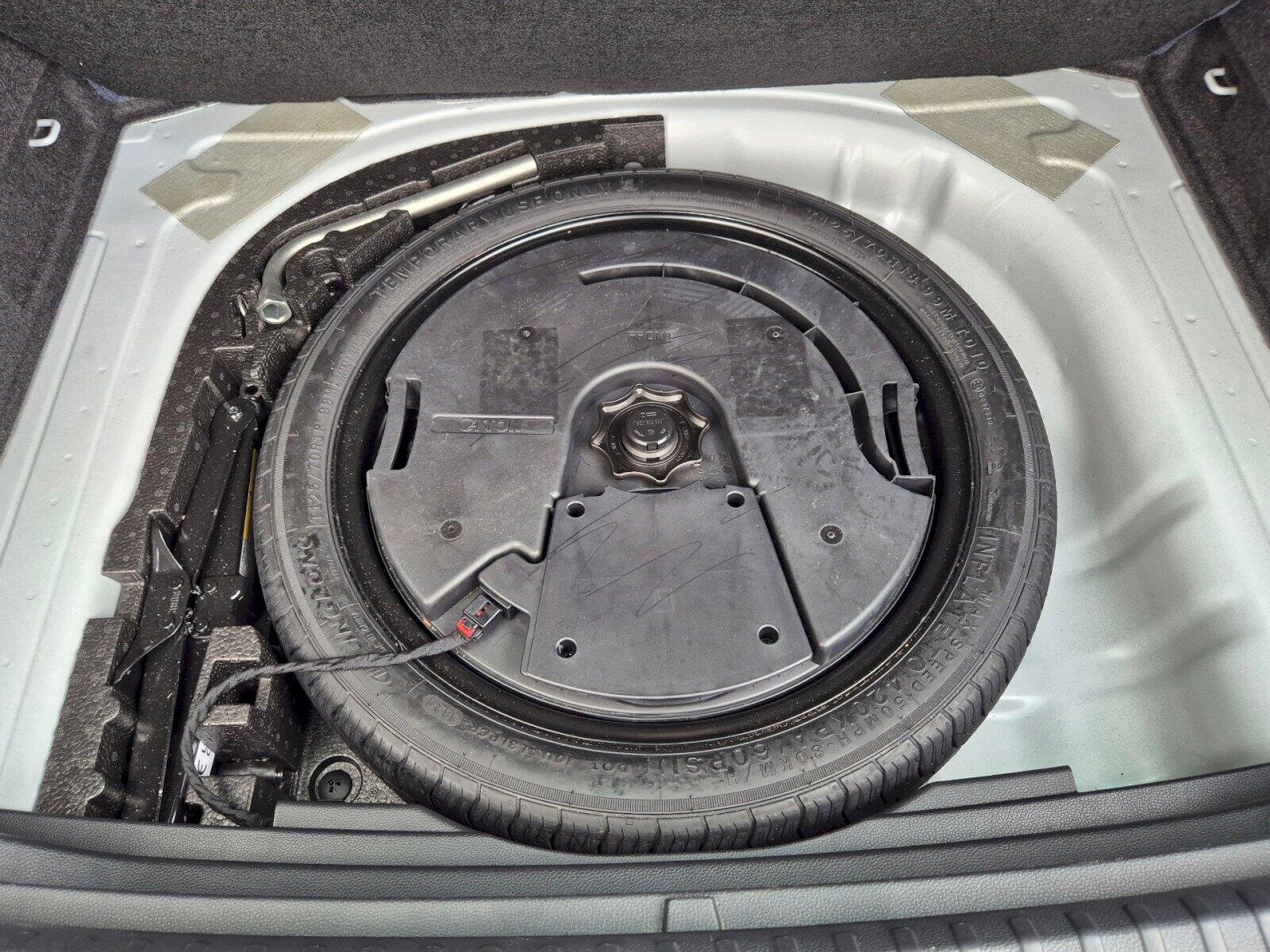 Škoda Karoq SUV 1,5 l 110 kw