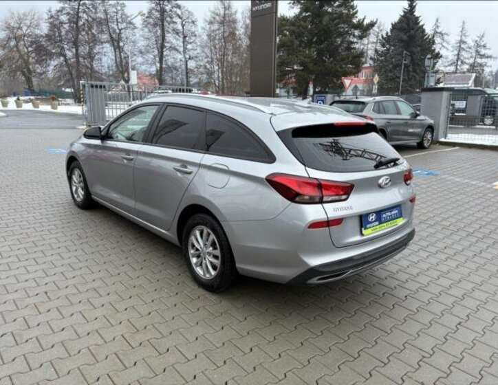 Hyundai i30 Kombi 998,0 88 kw