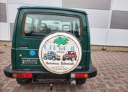 Suzuki Samurai 6