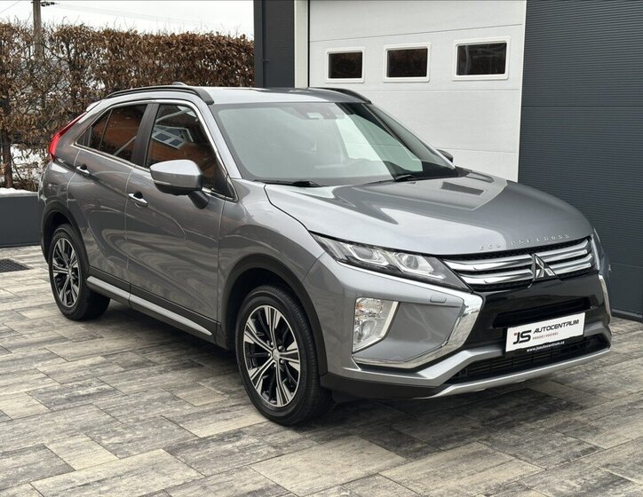 Mitsubishi Eclipse Cross SUV 2,3 l 109 kw