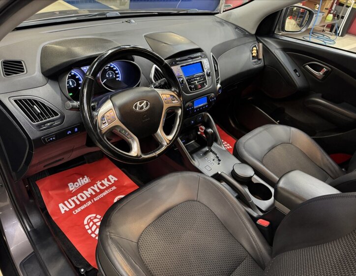 Hyundai ix35 14