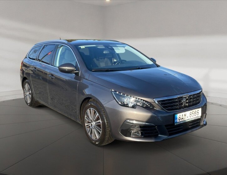 Peugeot 308 1