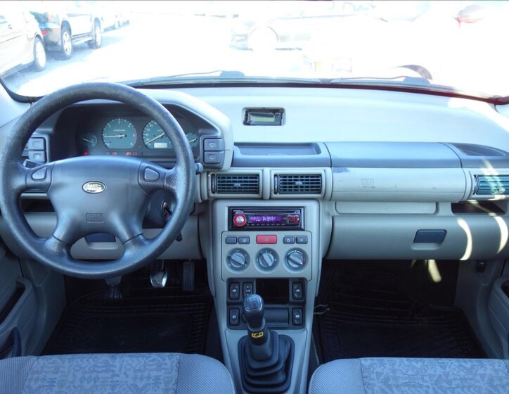 Land Rover Freelander SUV 2,0 l 72 kw