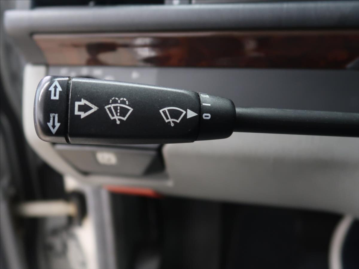 Mercedes-Benz 124 Kupé 3,0 l 162 kw