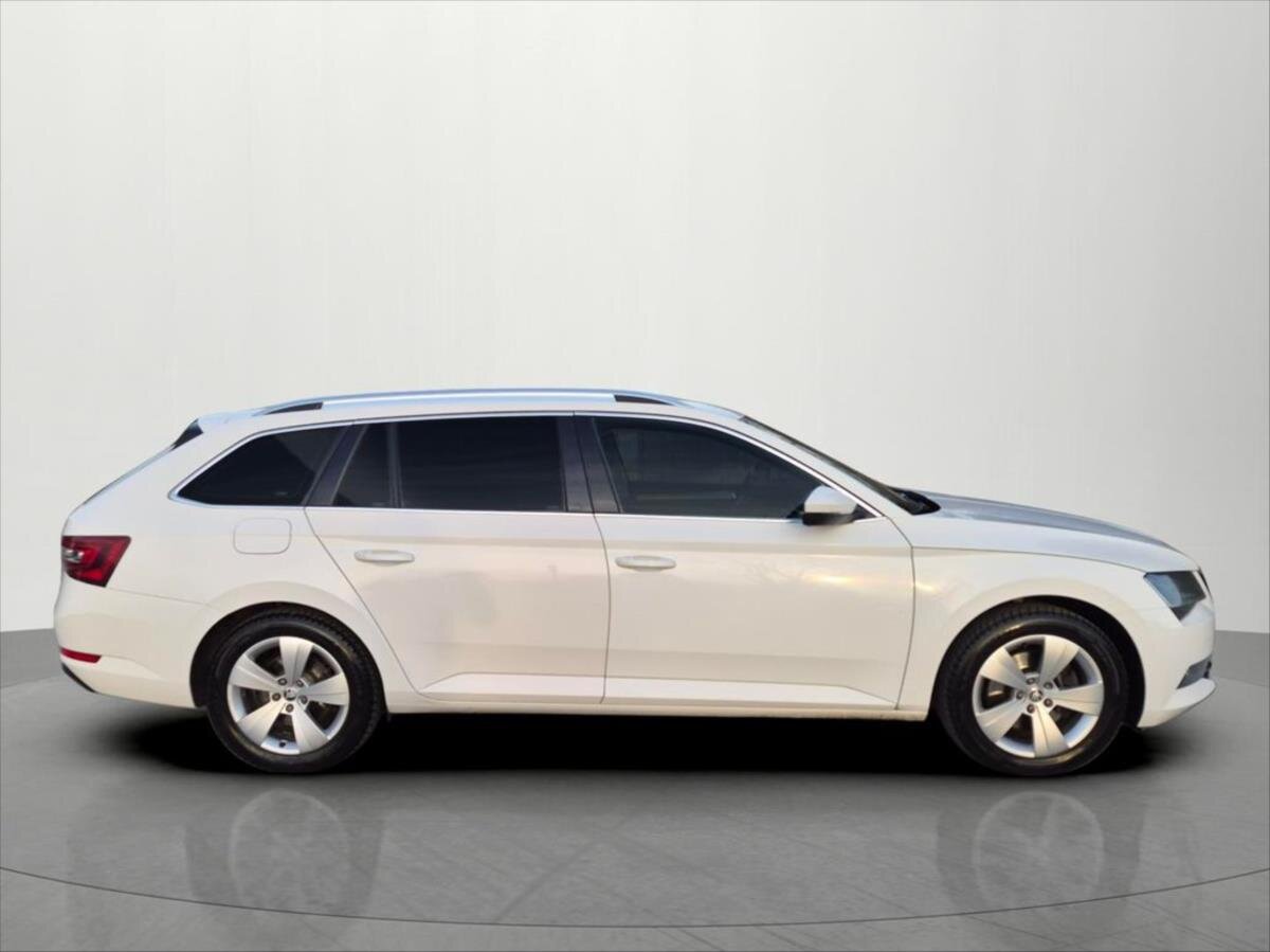 Škoda Superb Kombi 2,0 l 110 kw