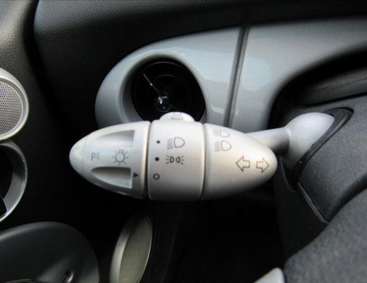 Mini Cooper Hatchback 1,6 l 66 kw