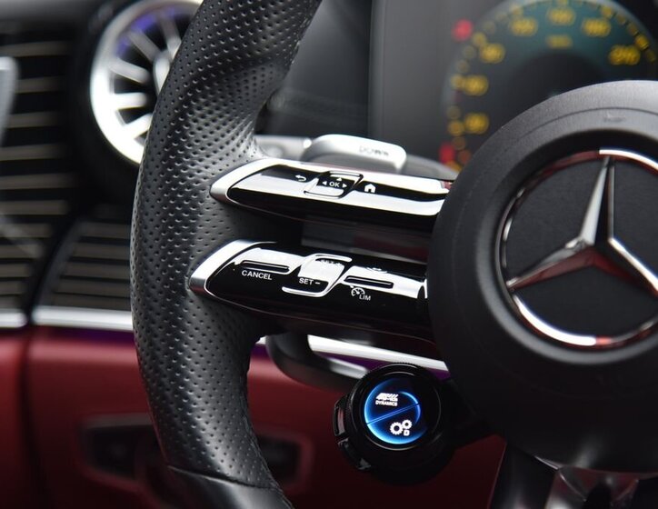 Mercedes-Benz CLS Sedan 3,0 l 320 kw