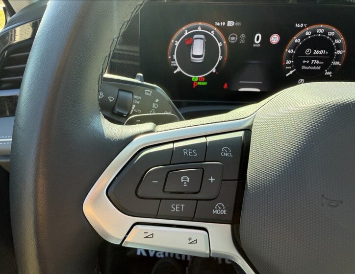 Volkswagen Passat Kombi 1,5 l 110 kw