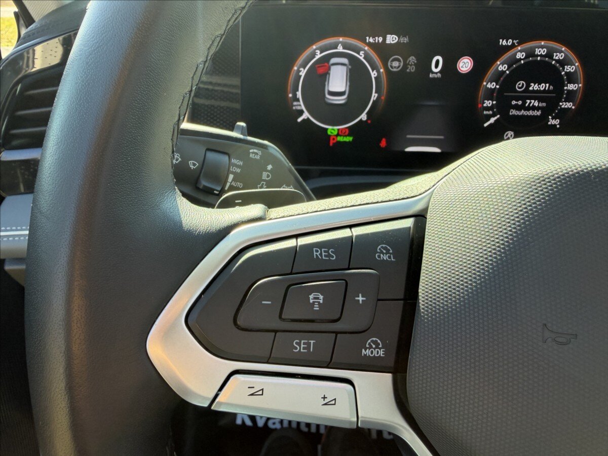 Volkswagen Passat Kombi 1,5 l 110 kw