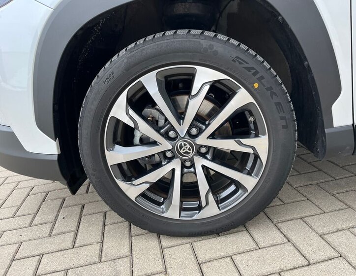 Toyota Corolla Cross SUV 2,0 l 112 kw