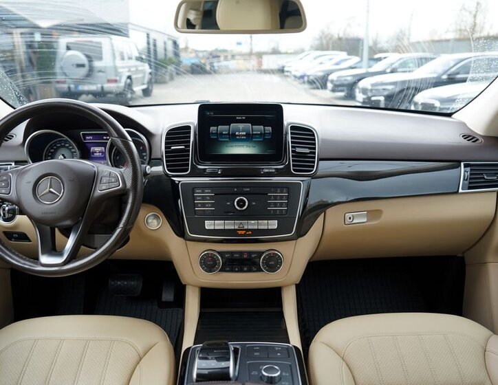 Mercedes-Benz GLE SUV / Terénní 3,0 l 190 kw