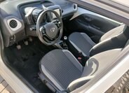 Toyota Aygo Hatchback 998,0 53 kw