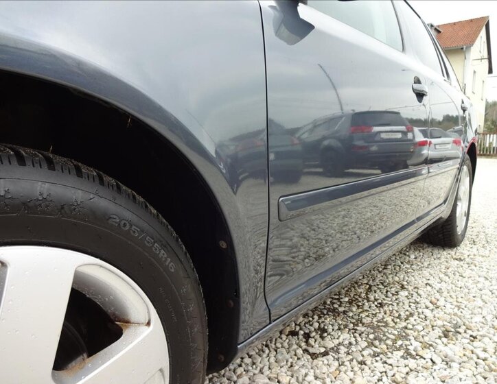 Škoda Octavia Kombi 1,8 l 118 kw