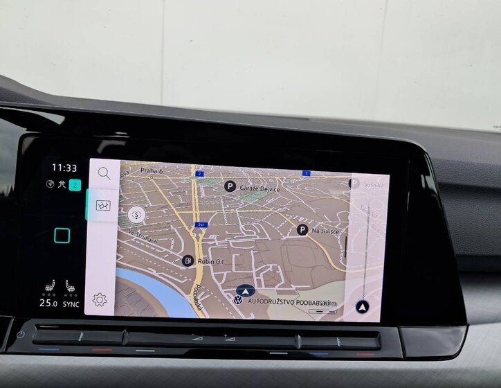 Volkswagen Golf Hatchback 999,0 81 kw