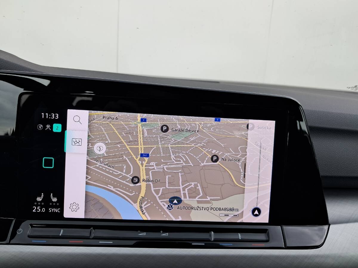 Volkswagen Golf Hatchback 999,0 81 kw