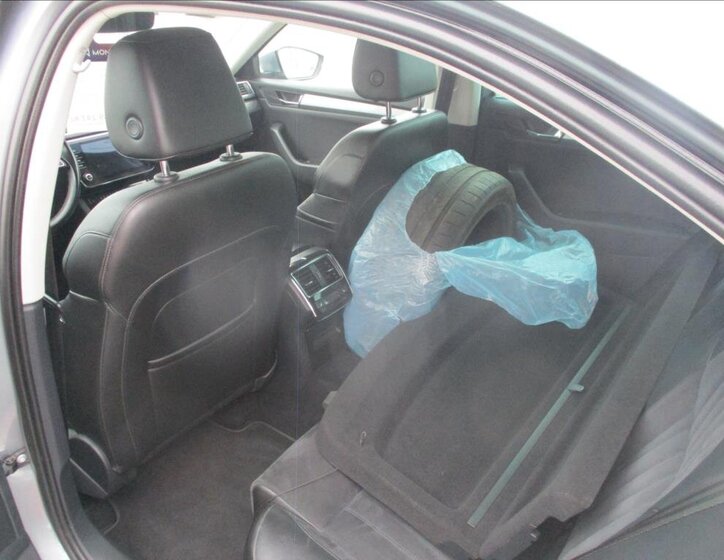 Škoda Superb Liftback 2,0 l 110 kw